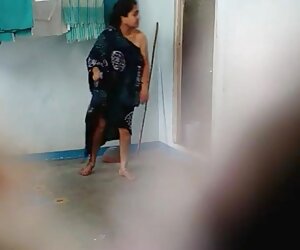 Vua của Nhật bản rửa sạch phòng tắm tinh phim sec thu cho vào miệng của mình