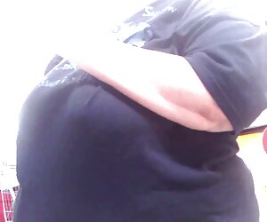 Zhopastenkaya cô sex thu dit nhau voi nguoi gái dựa trên những tay chân của một người đàn ông