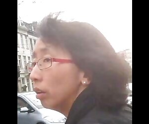 Một người sex thu cung phụ nữ tham gia vào một cặp vợ chồng trẻ